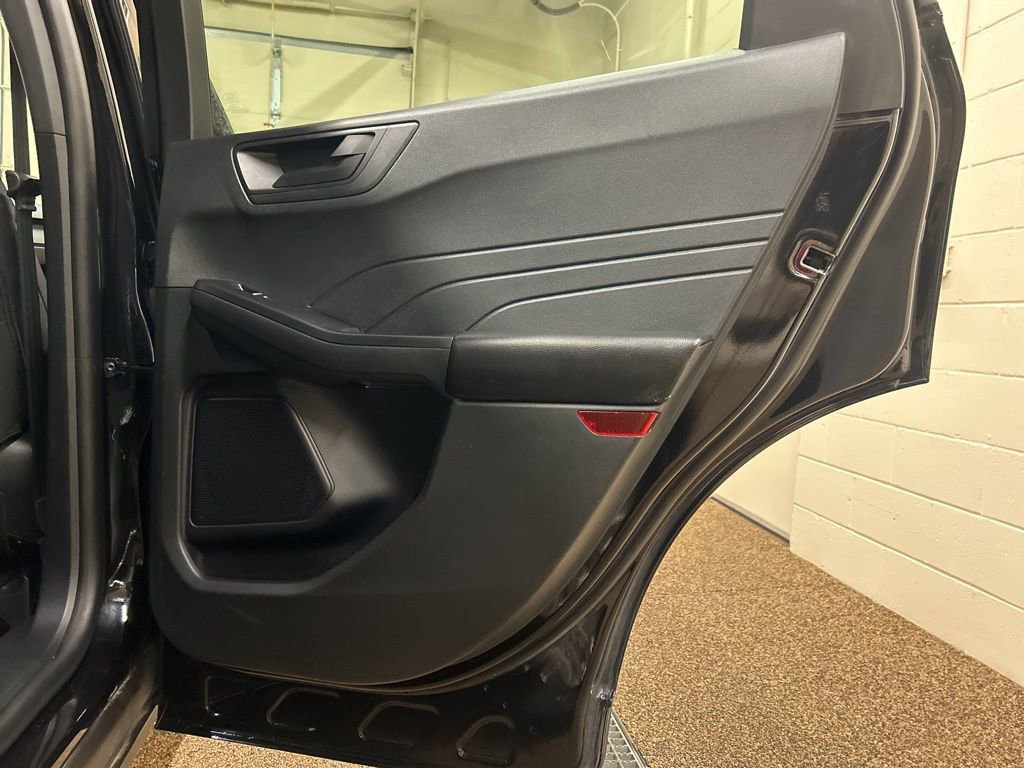 Used 2025 Ford Escape Active image 15