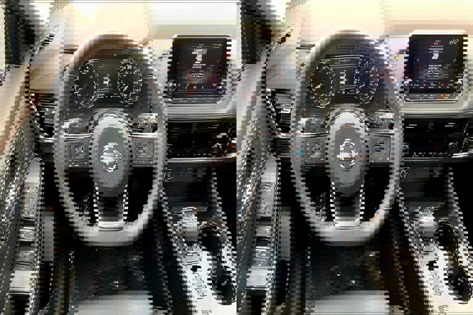 Used 2023 Nissan Rogue SL FWD image 6