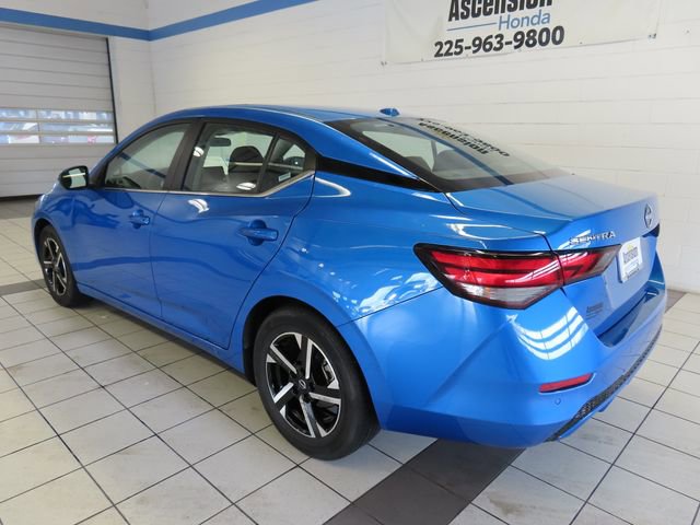 Used 2025 Nissan Sentra SV FWD image 10