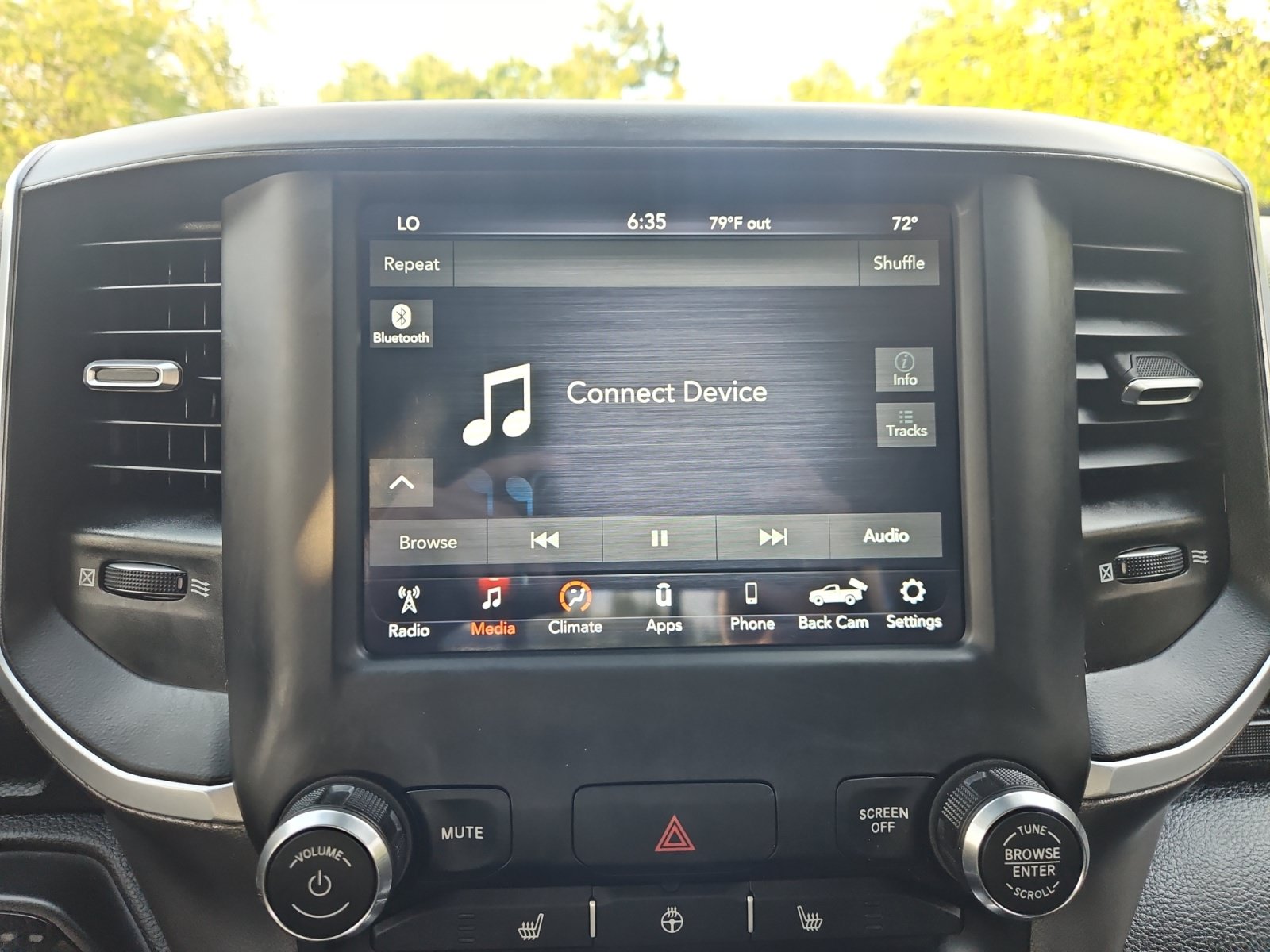 Used 2021 RAM 1500 Big Horn AWD/4WD image 18