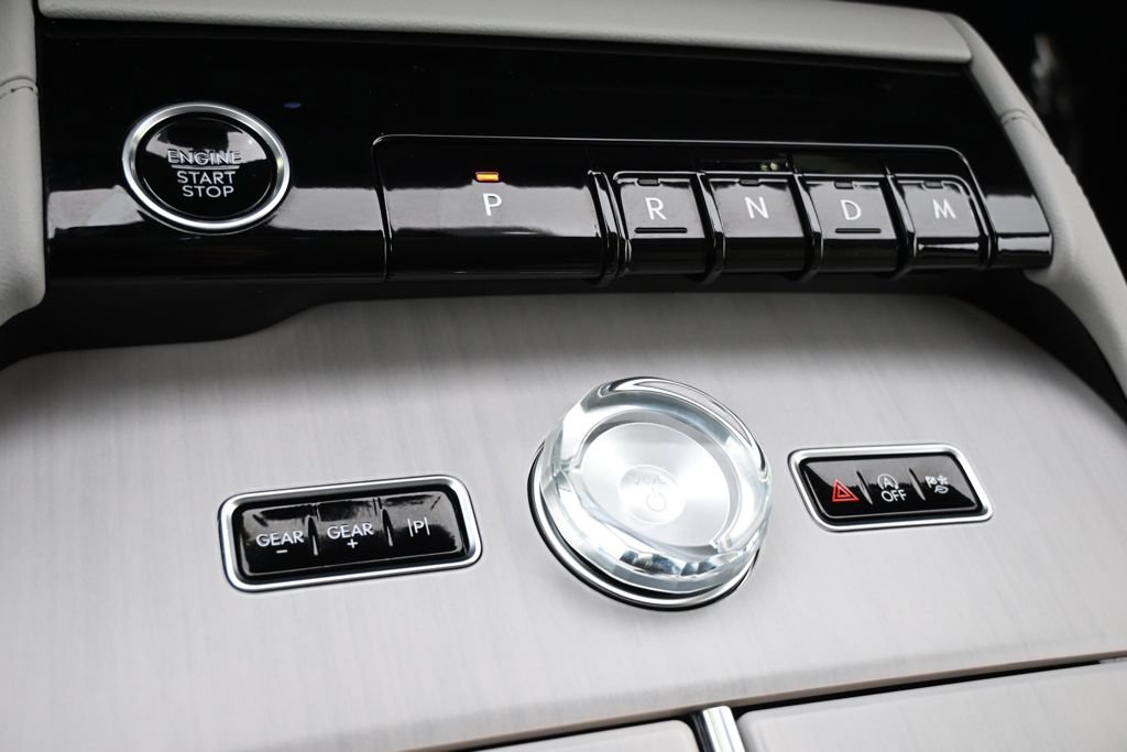 New 2026 Lincoln Navigator Reserve w/ Jet Appearance Package AWD/4WD image 30