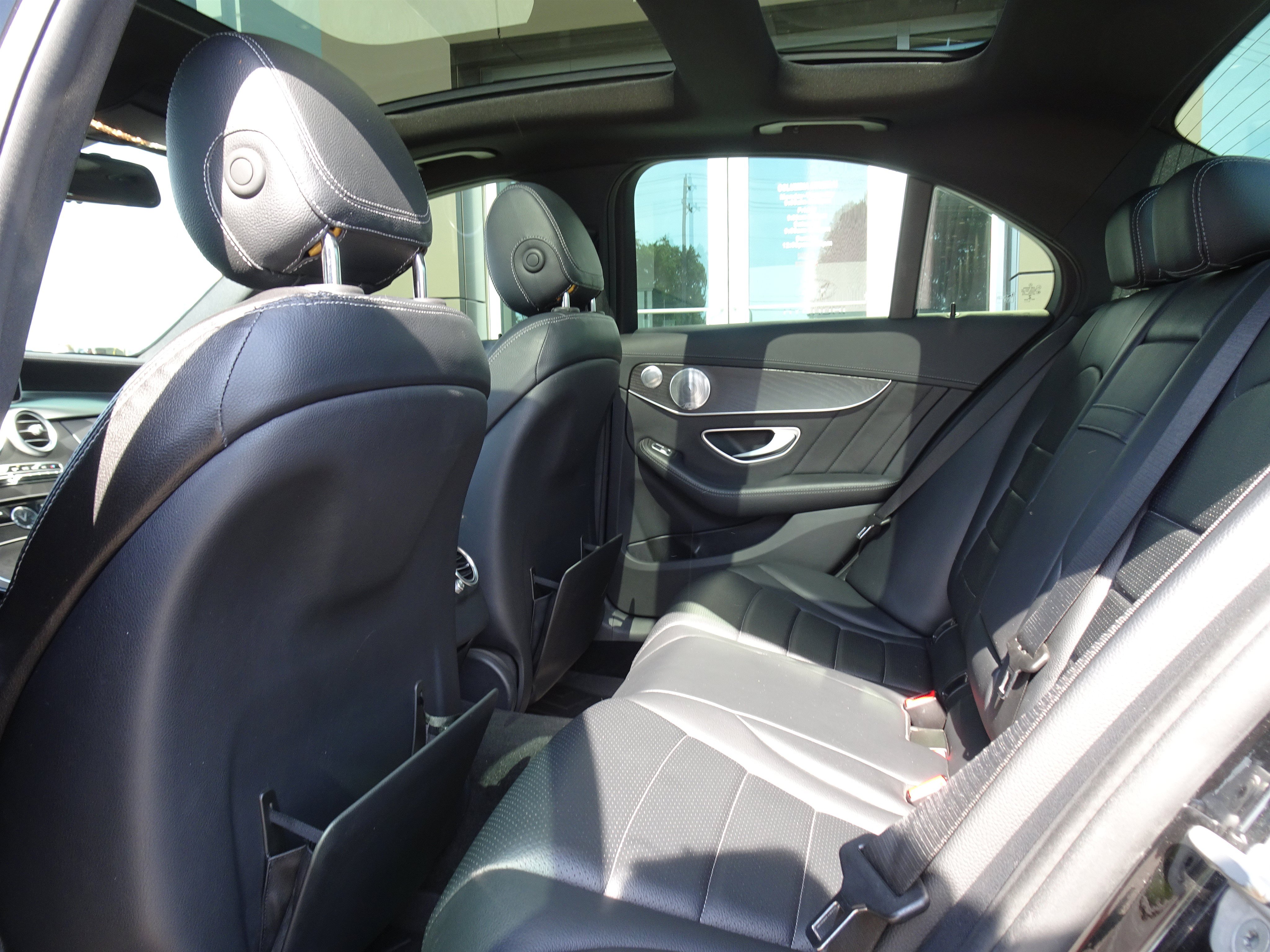 Used 2015 Mercedes-Benz C 300 4MATIC Sedan image 17