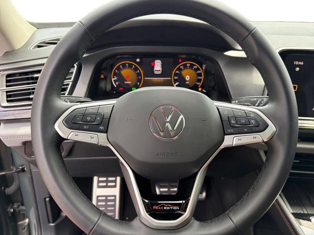 Certified 2025 Volkswagen Atlas Peak Edition SE AWD/4WD image 23