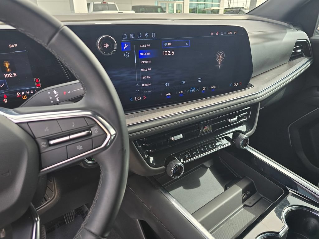 Used 2025 Chevrolet Tahoe LS RWD image 25