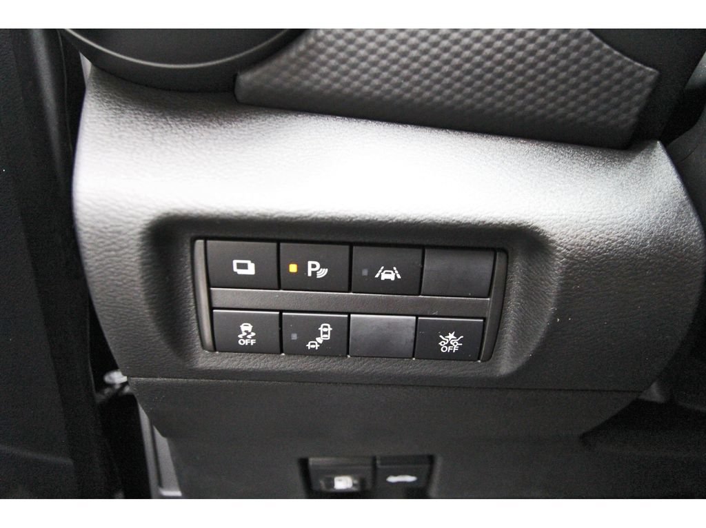 Used 2025 Nissan Kicks Play S FWD image 21