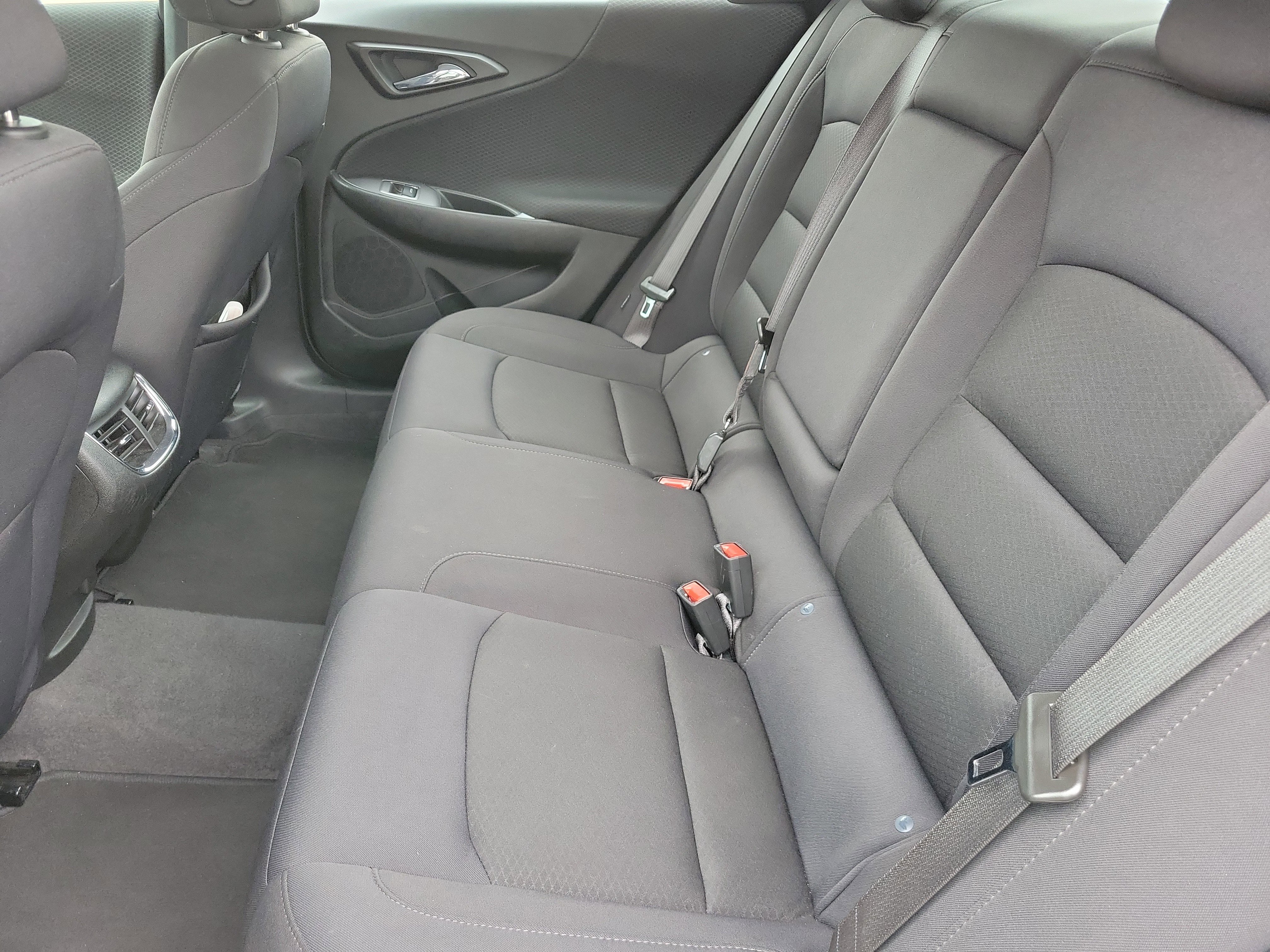 Used 2023 Chevrolet Malibu LT FWD image 12