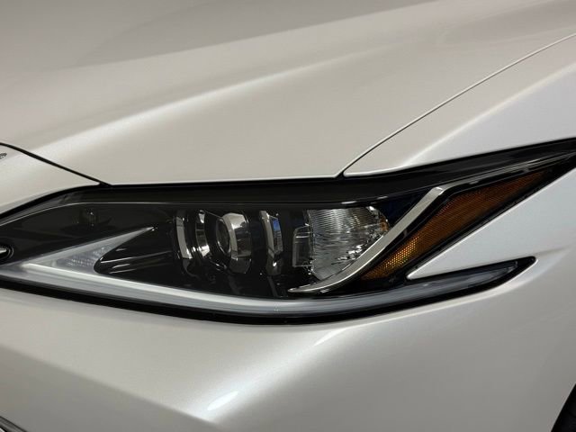 Used 2023 Lexus ES 350 w/ Premium Package image 9