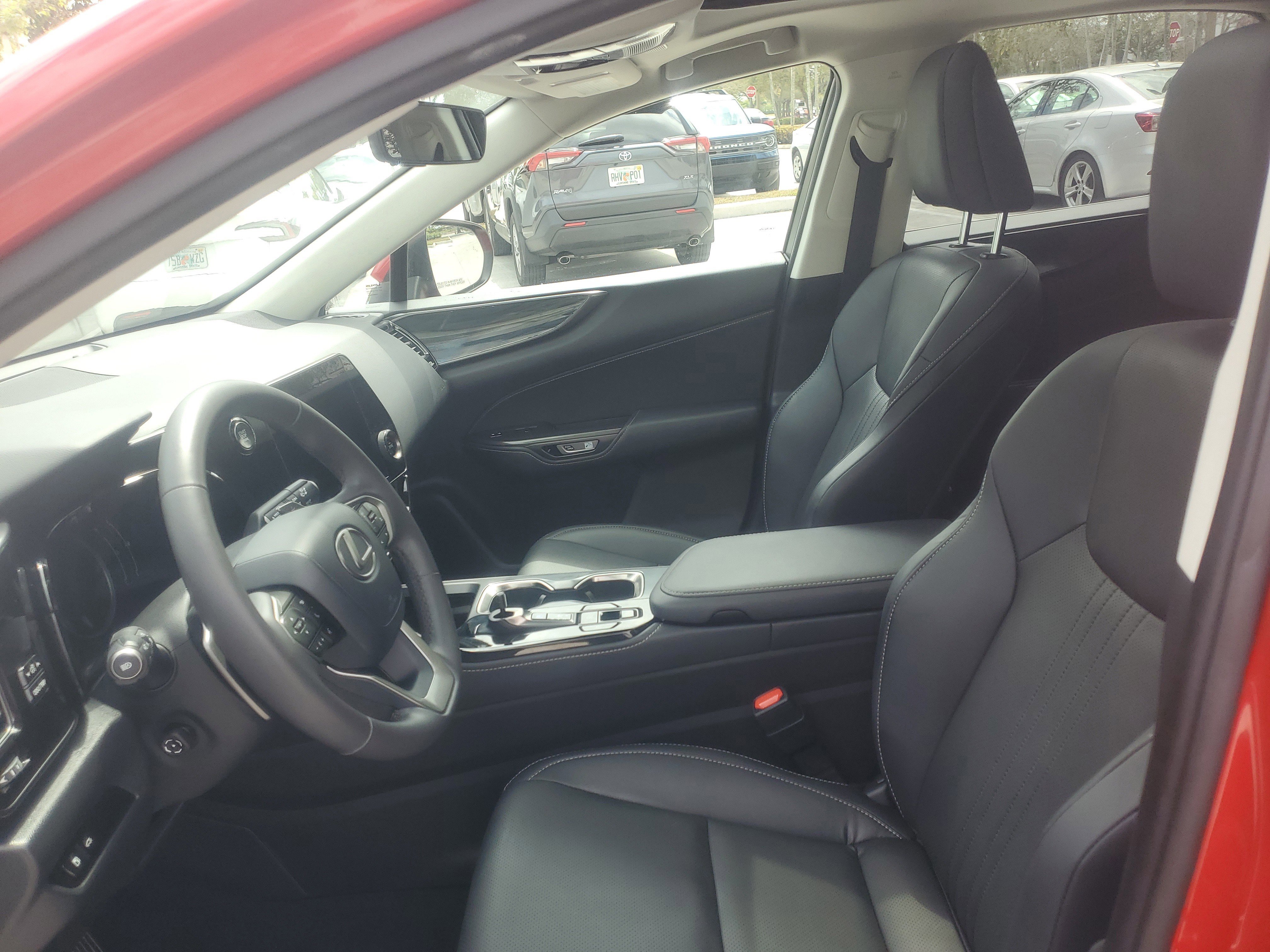 Certified 2024 Lexus NX 250 FWD w/ Towing Package (2000 Lbs) image 20