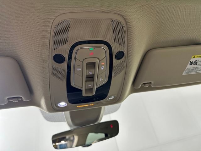 Used 2022 Audi Q5 e Premium Plus w/ Premium Plus Package image 24