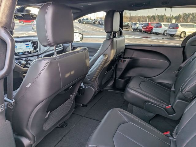 New 2026 Chrysler Pacifica Select image 25