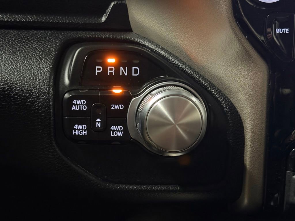 Used 2021 RAM 1500 Laramie w/ Advanced Safety Group image 39