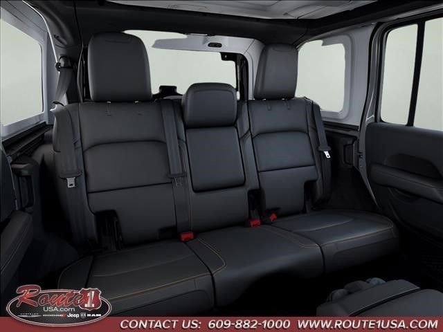 New 2026 Jeep Wrangler Unlimited Sahara AWD/4WD image 16