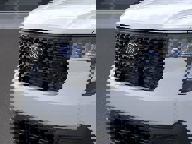 New 2025 Ford Maverick XL image 18