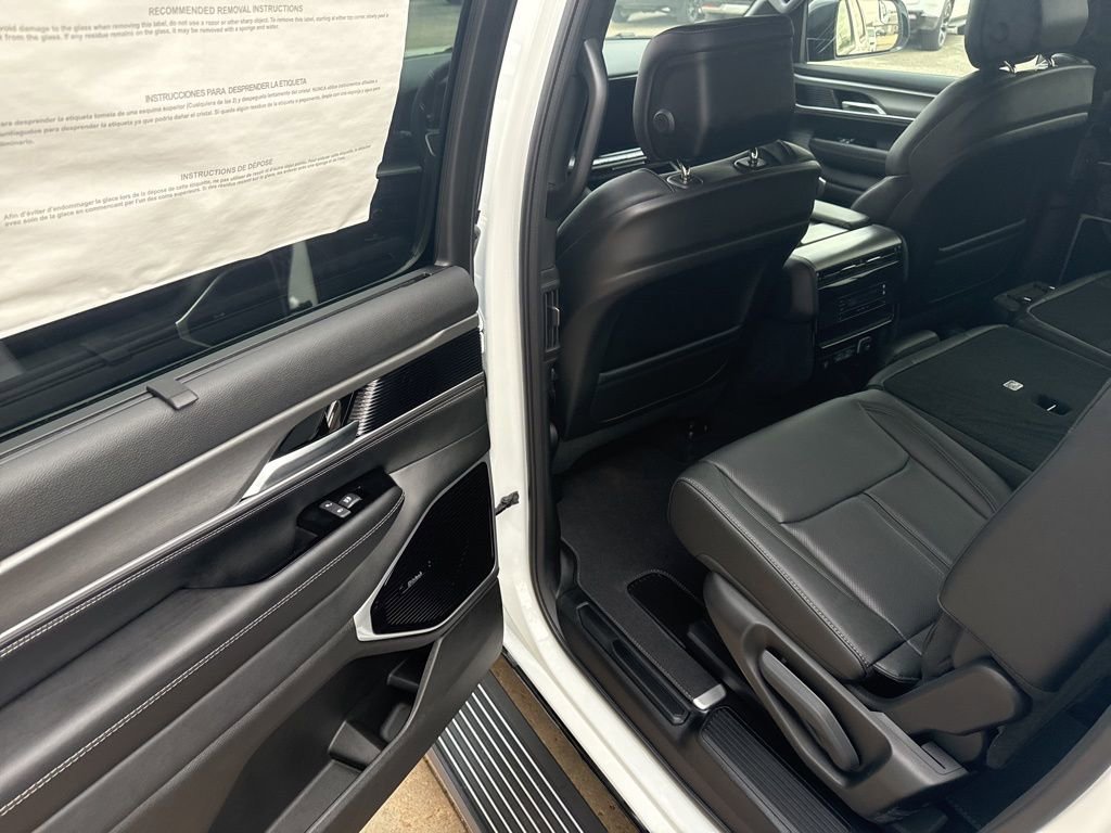 New 2026 Jeep Grand Wagoneer Limited AWD/4WD image 11