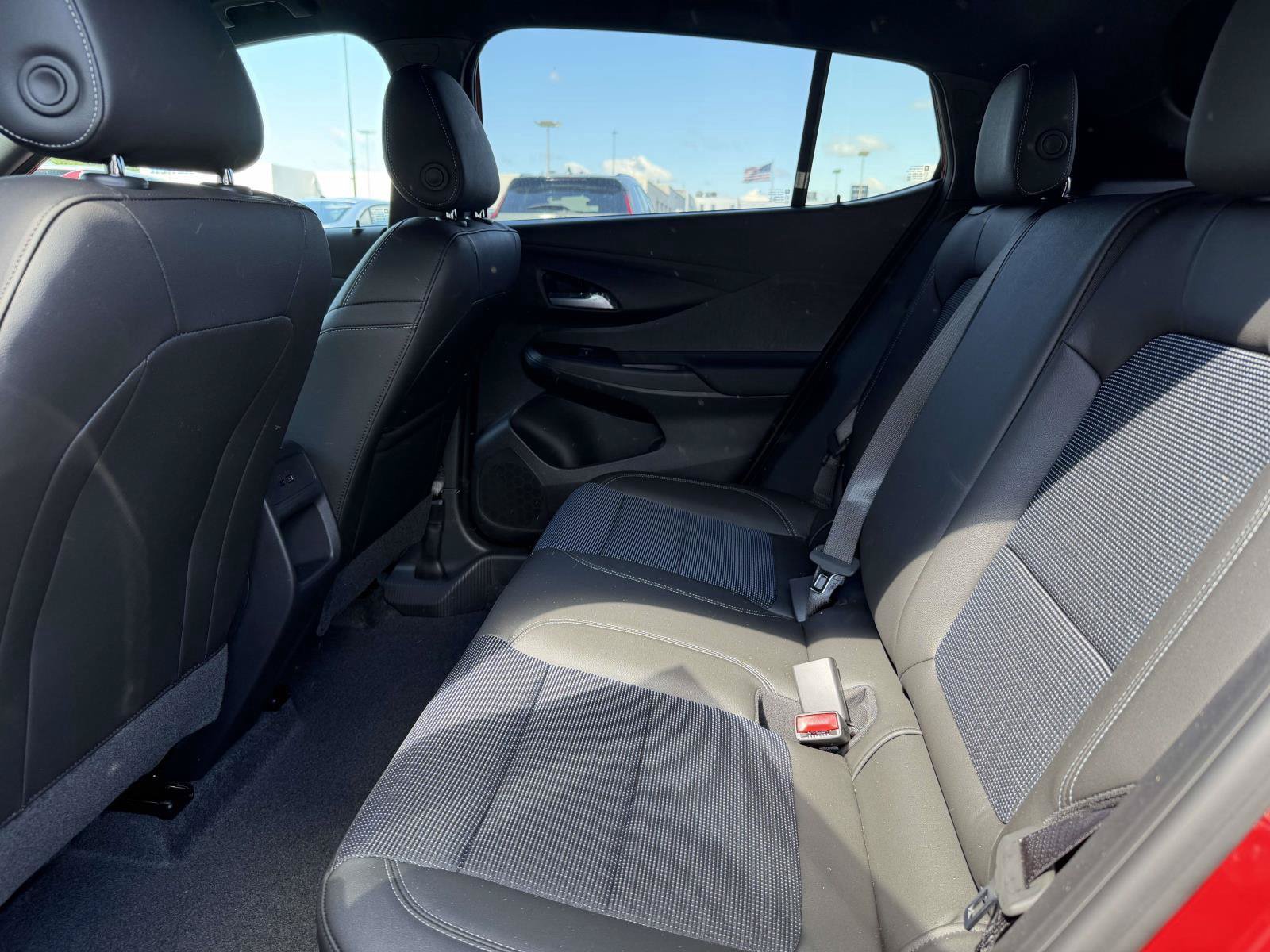 New 2026 Buick Envista Preferred w/ Advanced Safety Package FWD image 9