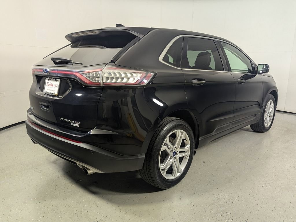 Used 2018 Ford Edge Titanium w/ Equipment Group 301A image 7