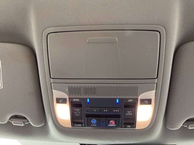 Used 2017 Acura MDX SH-AWD w/ Advance Package image 35