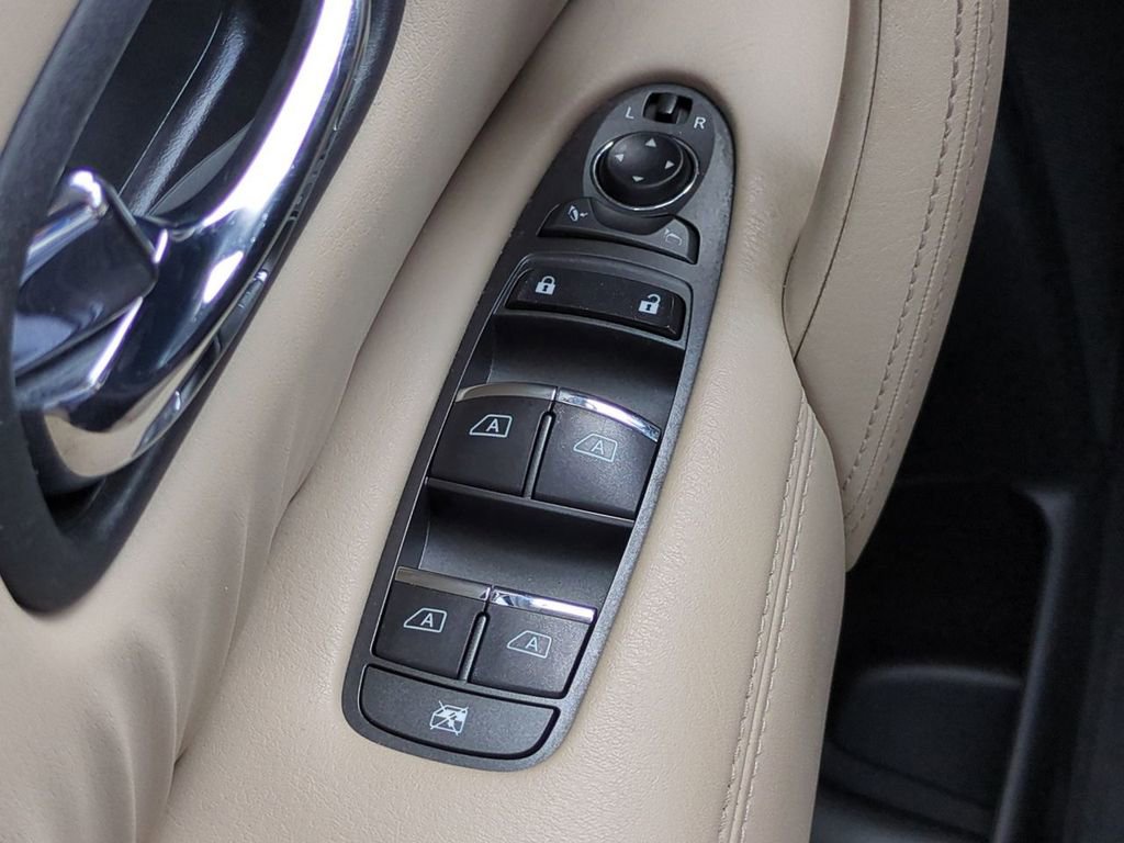 Used 2018 Nissan Armada Platinum w/ Captain Seat Package image 18