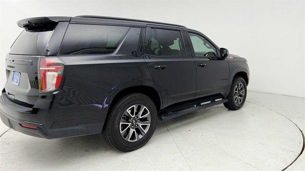 Certified 2023 Chevrolet Tahoe Z71 w/ Luxury Package image 8