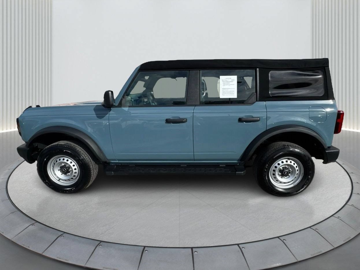 Used 2023 Ford Bronco 4-Door AWD/4WD image 9