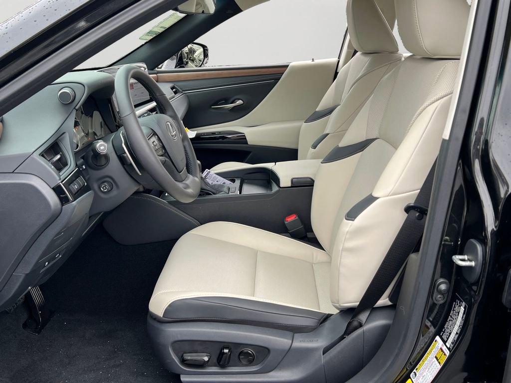 New 2025 Lexus ES 350 w/ Premium Package image 12