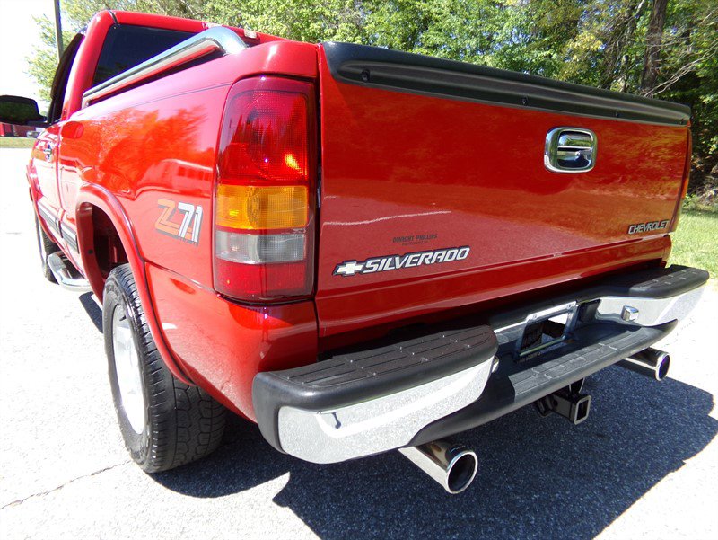 Used 2000 Chevrolet Silverado 1500 LS w/ Off-Road Chassis Pkg image 8