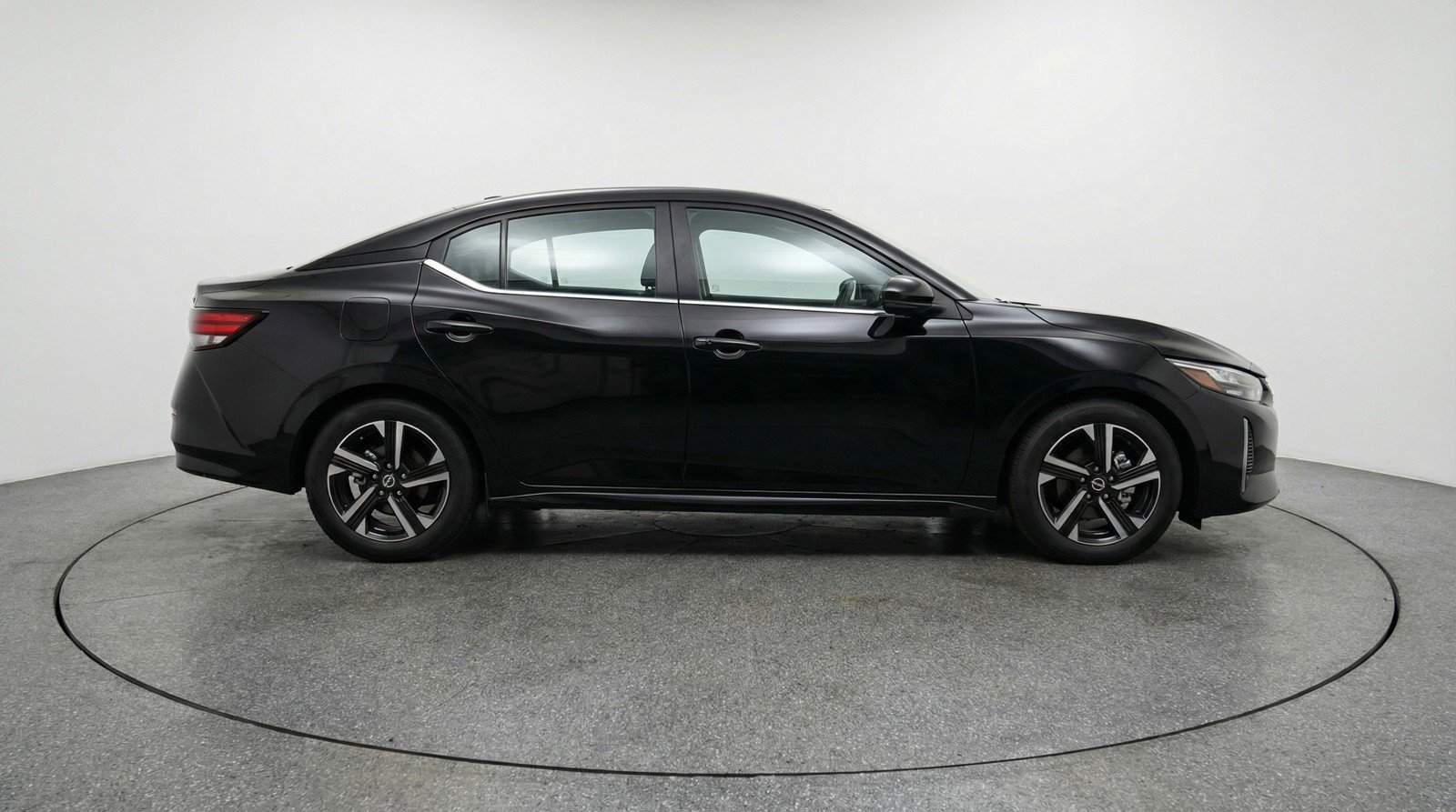 Used 2025 Nissan Sentra SV image 11