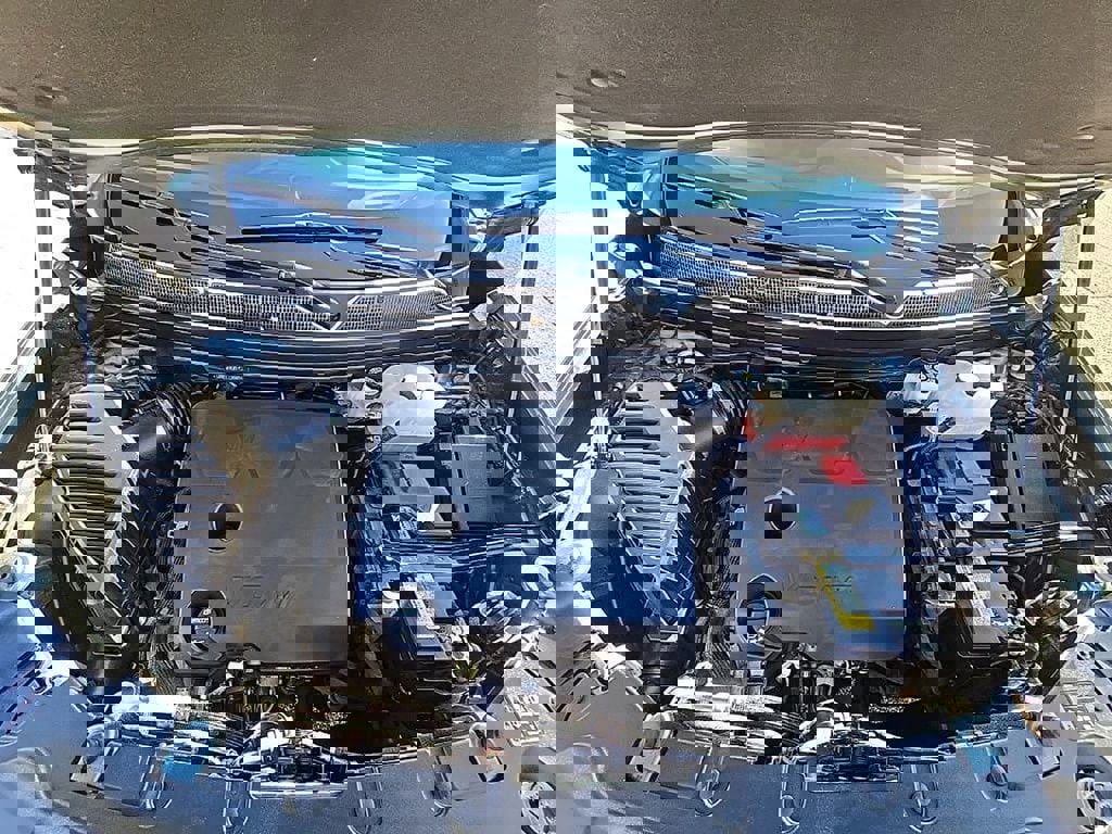 Used 2023 Chevrolet Traverse LT image 45