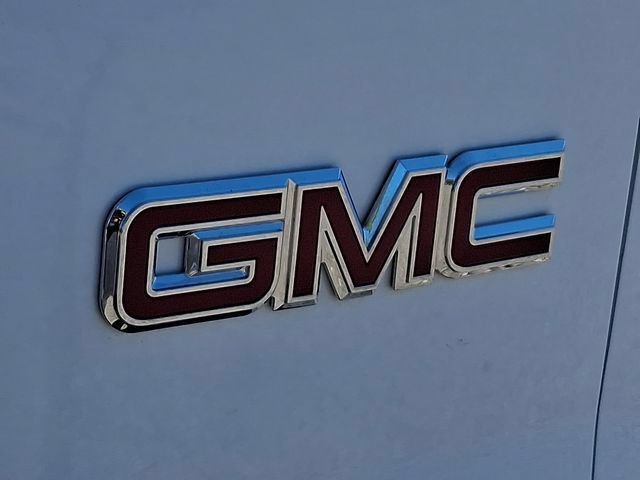 Used 2025 GMC Savana 2500 w/ Driver Convenience Package RWD image 36
