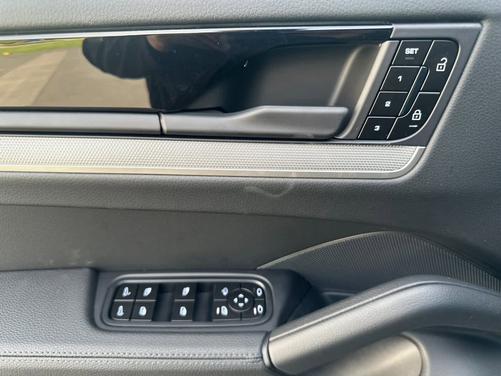 New 2026 Porsche Cayenne S AWD/4WD image 12