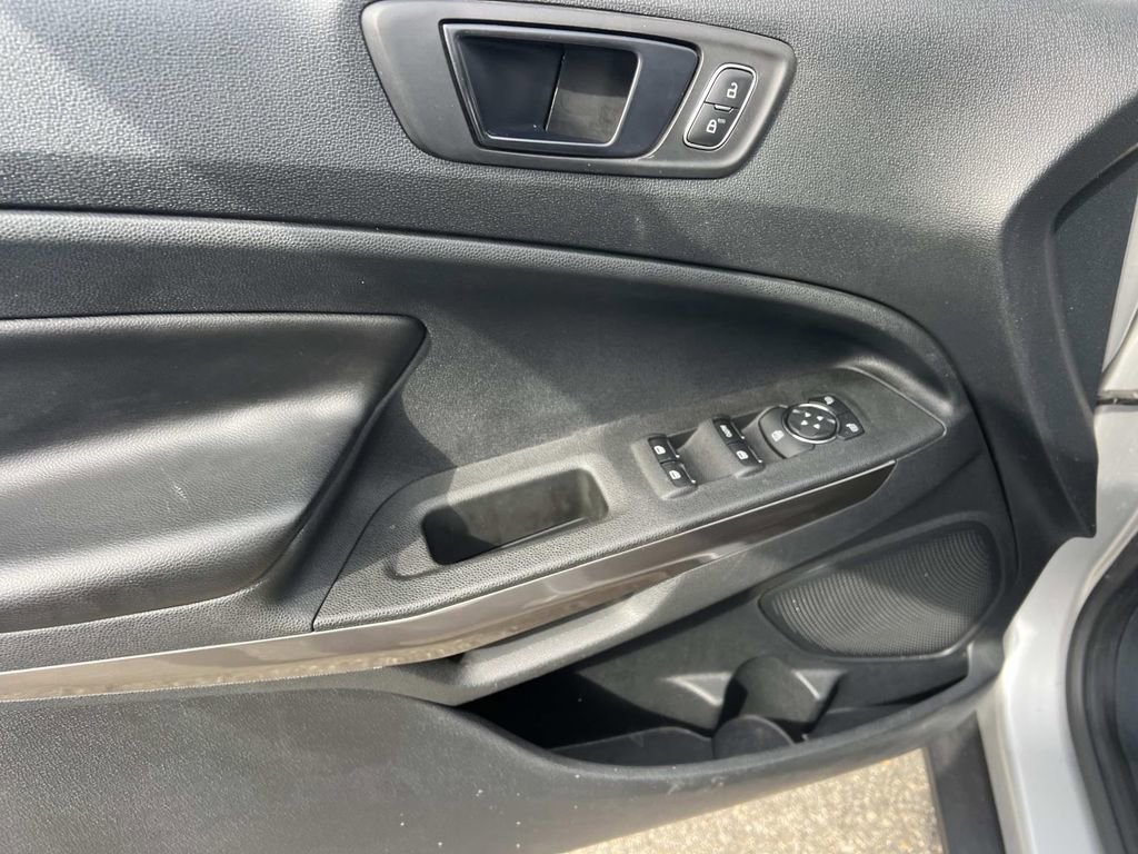 Used 2019 Ford EcoSport SES image 11