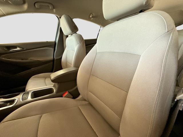 Used 2018 Chevrolet Cruze LT w/ Convenience Package FWD image 20