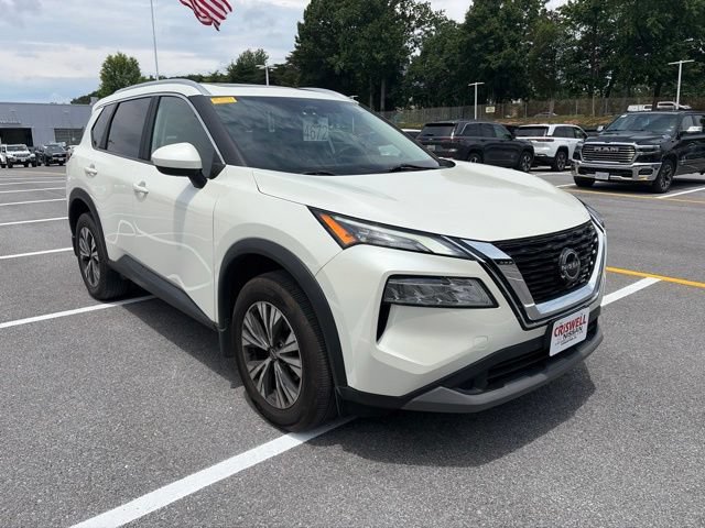 Certified 2023 Nissan Rogue SV w/ SV Premium B Package AWD/4WD image 4