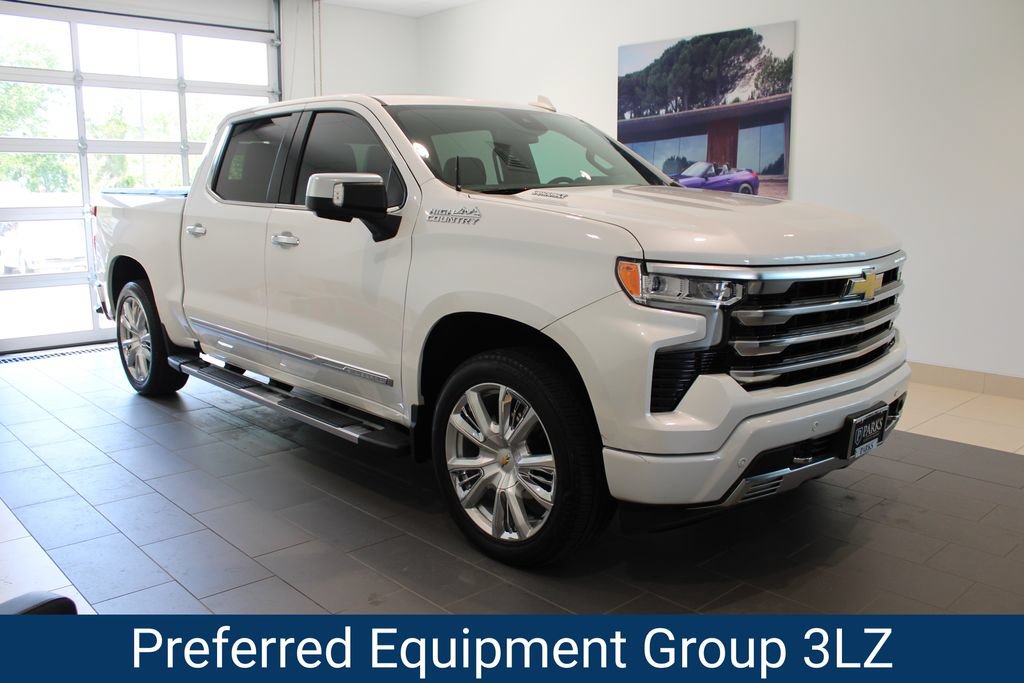 Certified 2024 Chevrolet Silverado 1500 High Country w/ High Country Premium Package AWD/4WD image 2