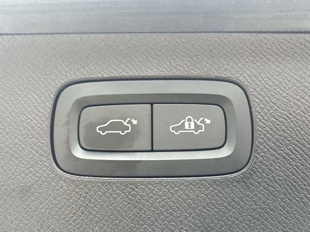 Used 2022 Volvo XC90 T8 Inscription Expression w/ Advanced Package image 36