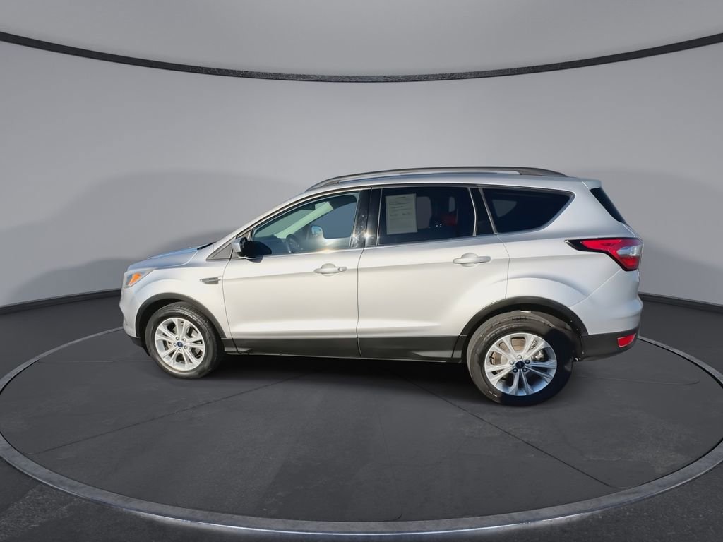 Used 2018 Ford Escape SE image 6