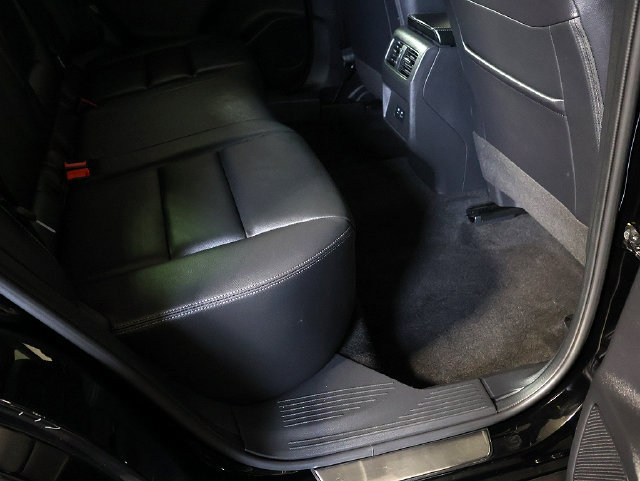 Used 2023 Nissan Rogue SL AWD/4WD image 32
