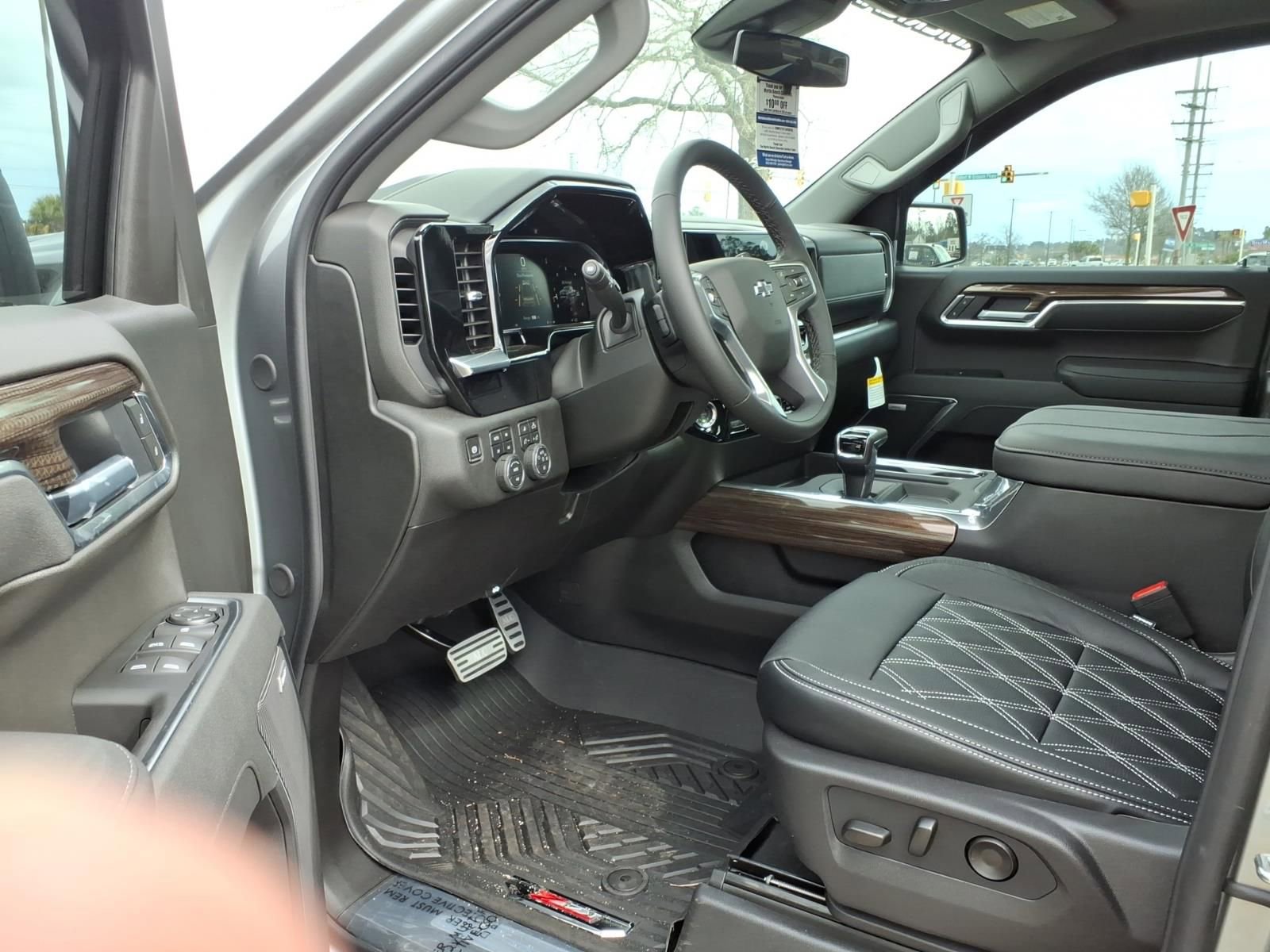 New 2026 Chevrolet Silverado 1500 RST image 9