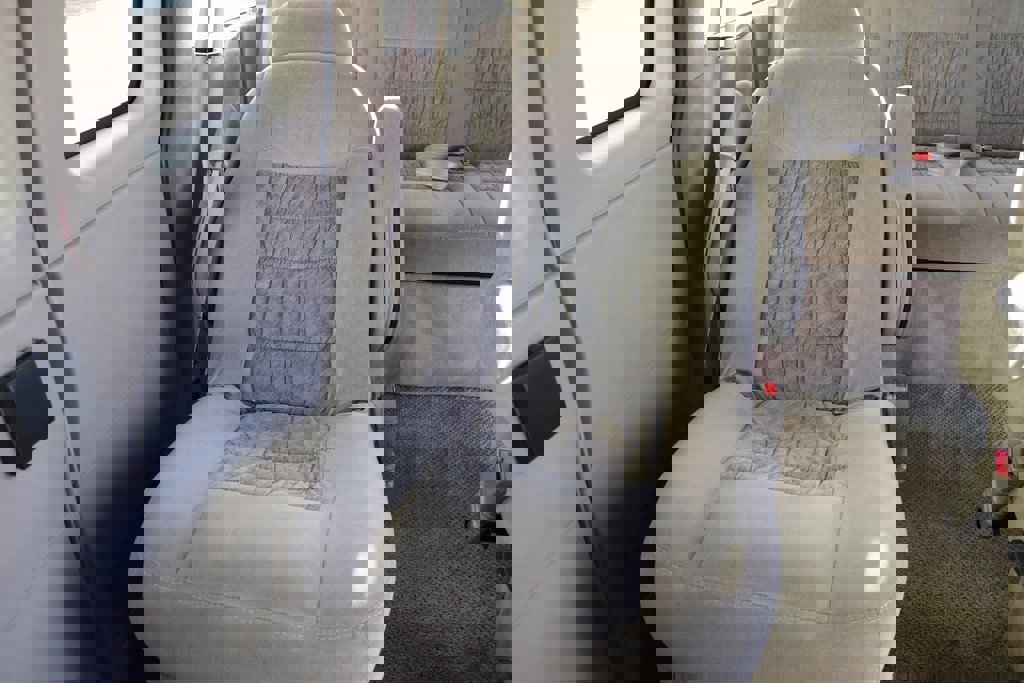 Used 2007 Chevrolet Express 1500 w/ Preferred Equipment Group image 24