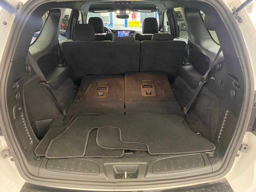 Used 2024 Dodge Durango R/T RWD image 32