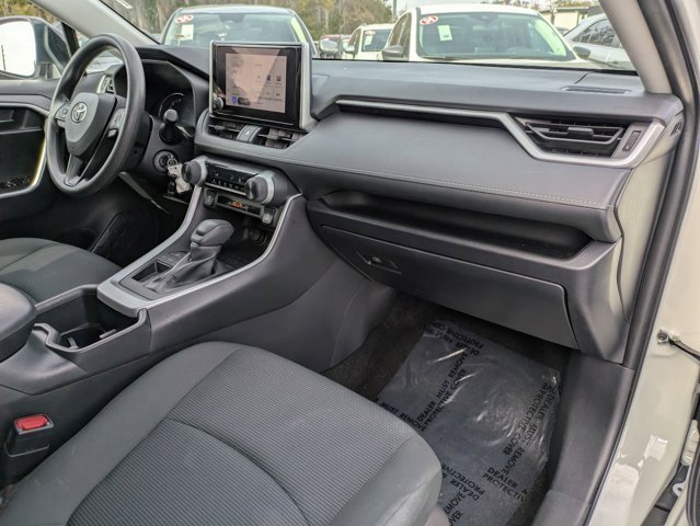 Used 2025 Toyota RAV4 LE image 26