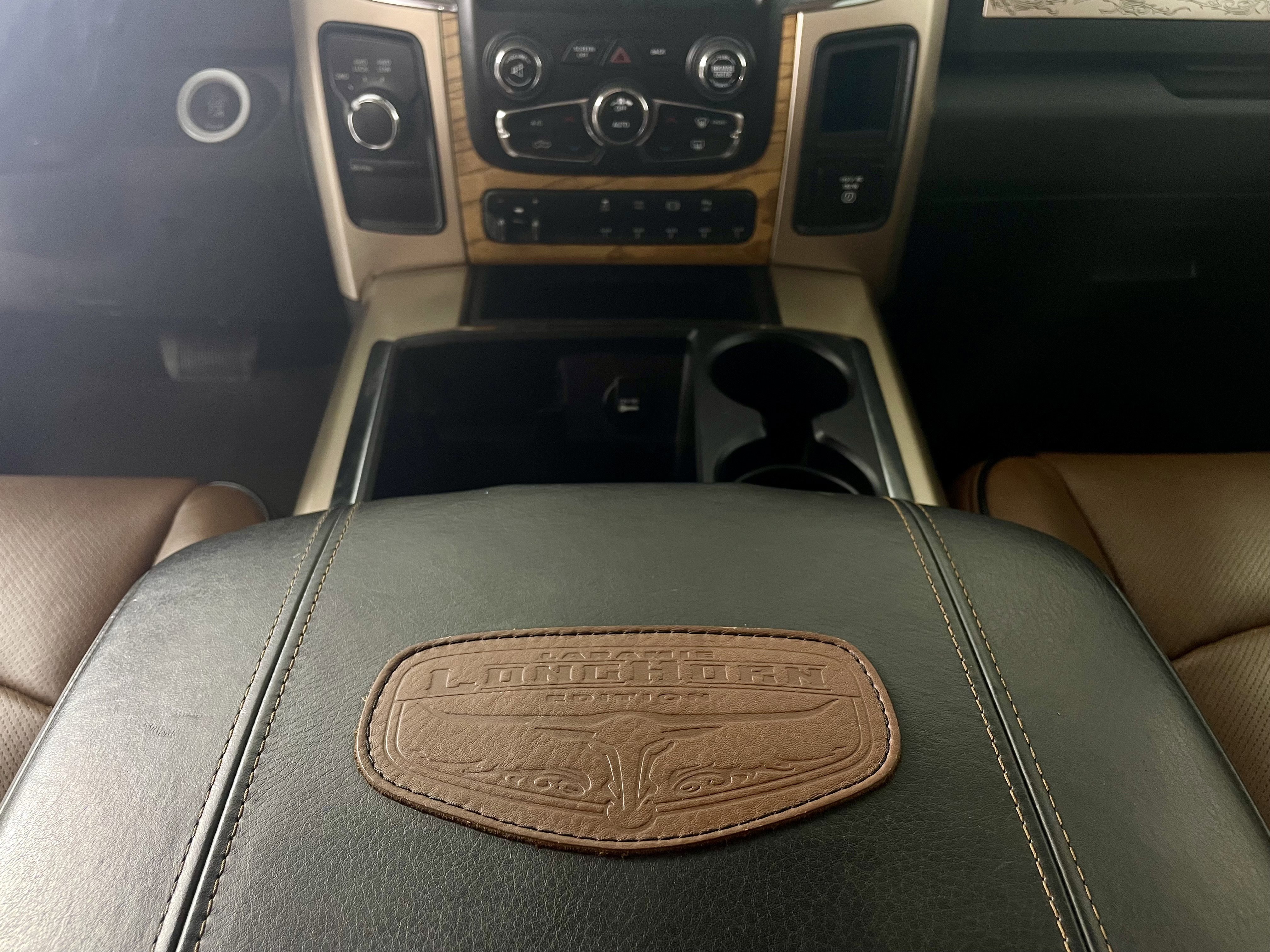 Used 2014 RAM 3500 Laramie Longhorn image 28