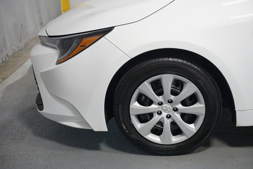 Certified 2024 Toyota Corolla LE image 5
