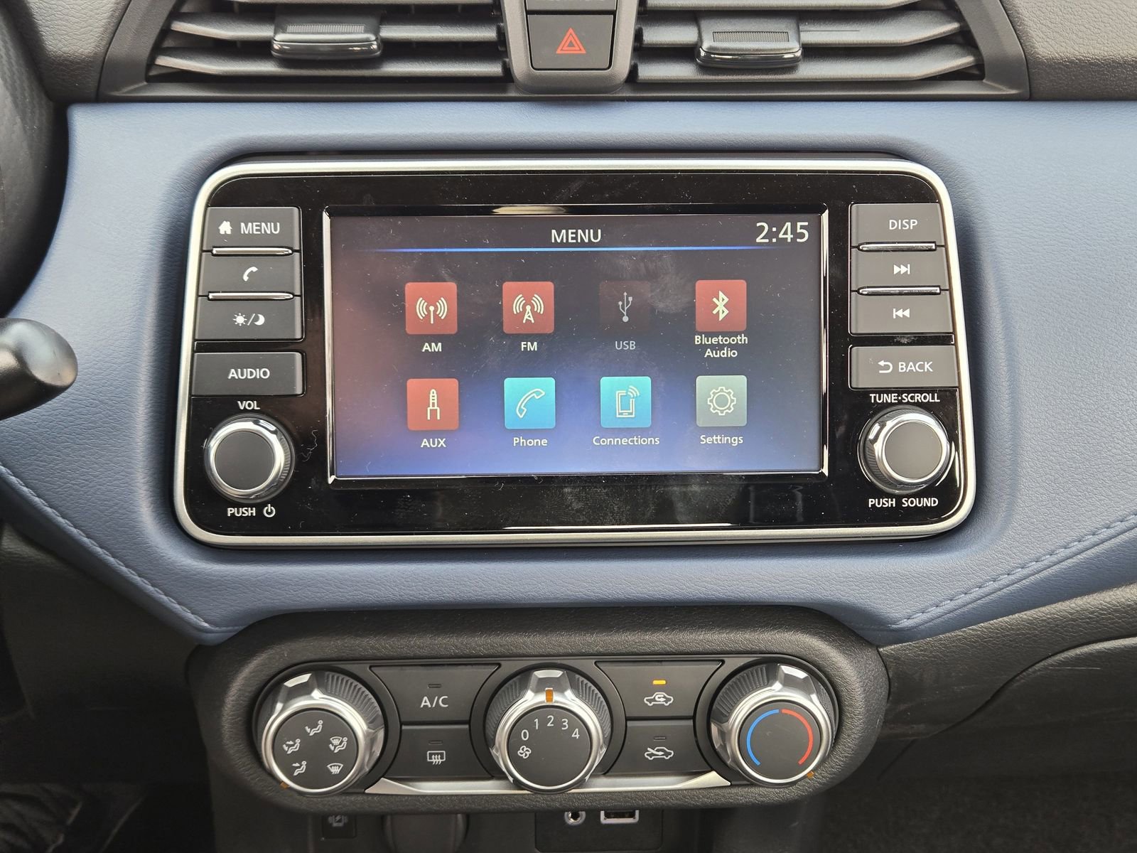 New 2025 Nissan Versa SV w/ Trunk Package image 15