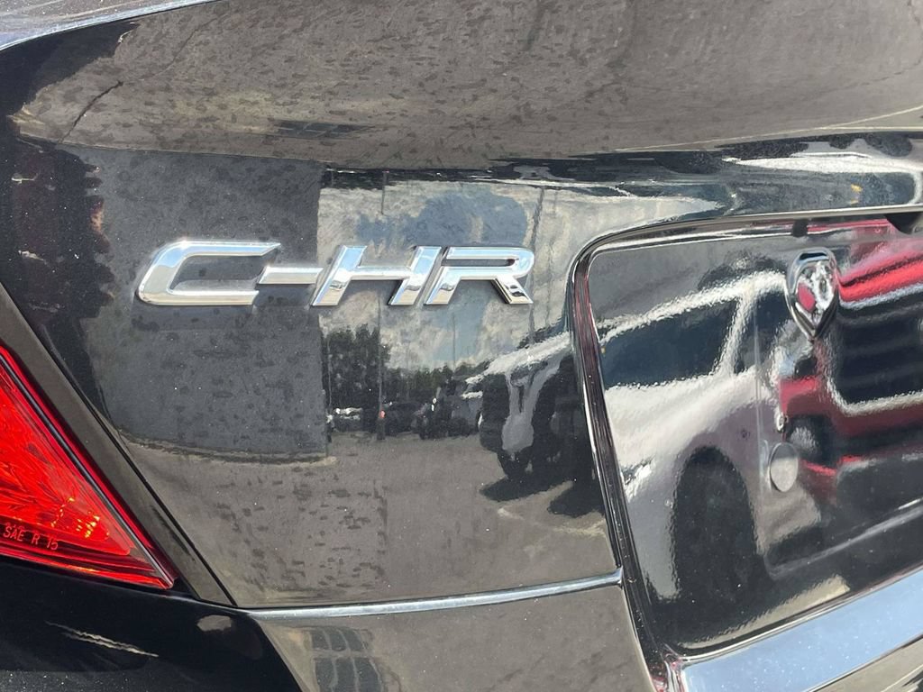 Used 2022 Toyota C-HR XLE FWD image 9