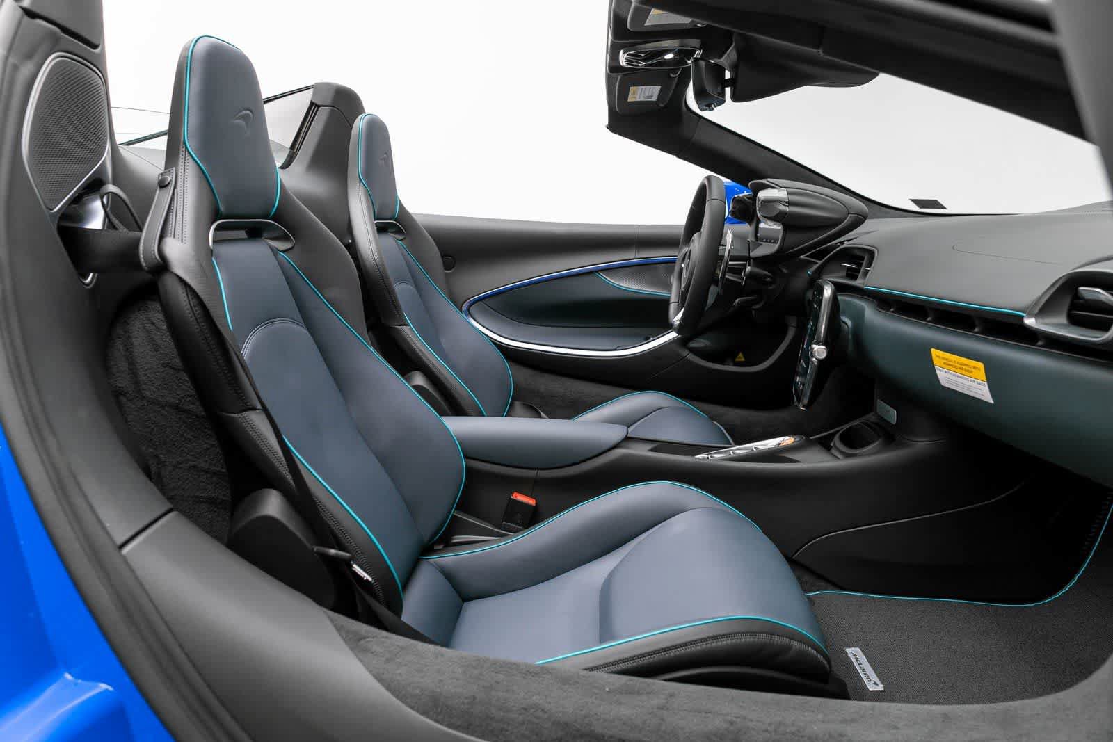 New 2025 McLaren Artura Spider RWD image 14