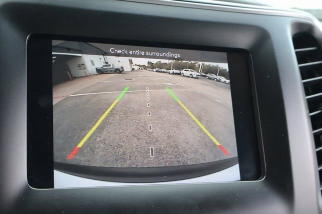 Used 2021 Jeep Cherokee Latitude Plus AWD/4WD image 24