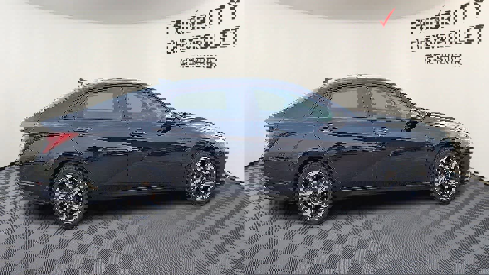 Used 2023 Hyundai Elantra SEL w/ Convenience Package image 9