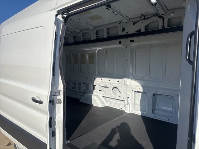 New 2026 Ford Transit 350 148 High Roof AWD image 11