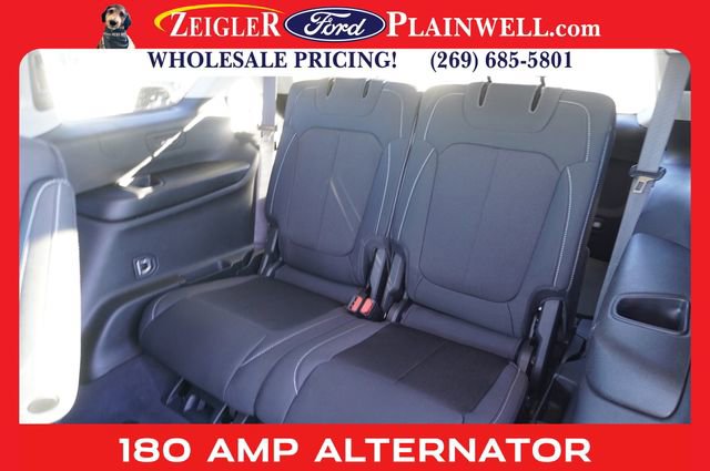 Used 2023 Jeep Grand Cherokee L Laredo w/ Luxury Tech Group I image 12